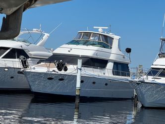 53' Carver 2005 Yacht For Sale